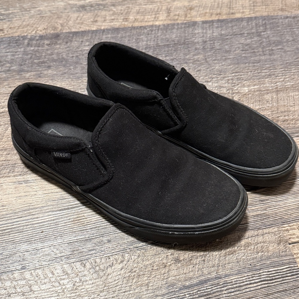 Vans Men's Classic Black Slip-On Sneakers